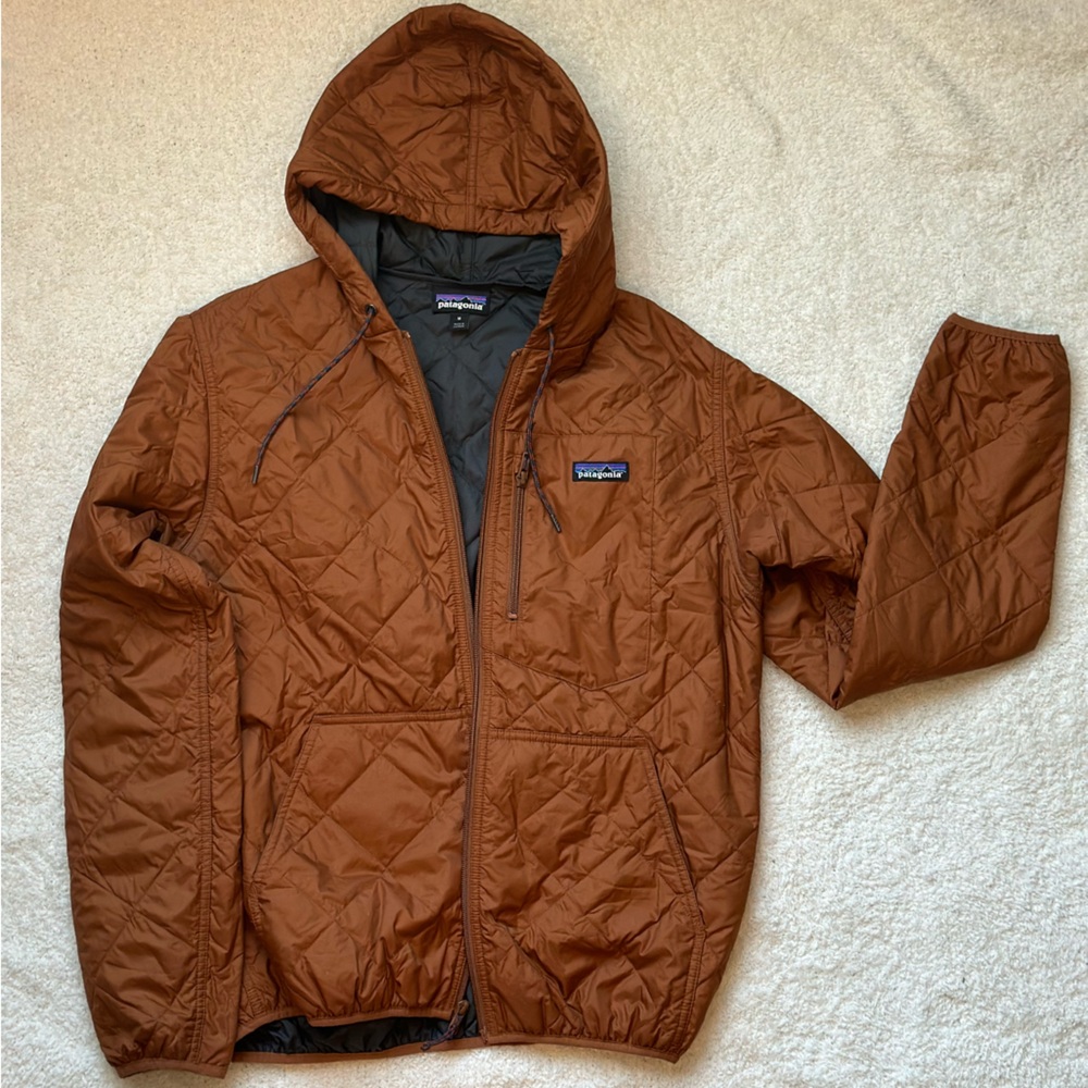 Patagonia Men's Diamond Quilted Bomber Hoody; Rust; M